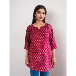 Elaasa Floral Printed Notch Neck Kurta-picture-14