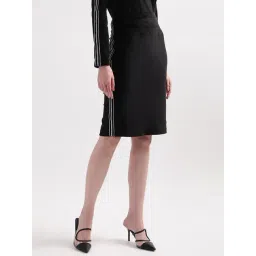 Elle Black Regular Fit Skirt-picture-28