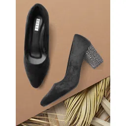 ELLE Black Solid Velvet Finish Pumps-picture-28