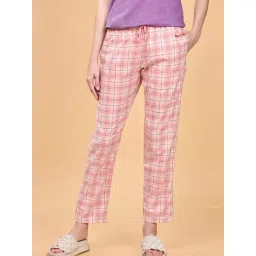 Enamor Baby Pink Cotton Chequered Lounge Track Pants-picture-38