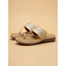 ERIDANI Women Embellished Ethnic One Toe Flats-picture-25