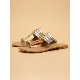 ERIDANI Women Embellished Ethnic One Toe Flats-picture-32