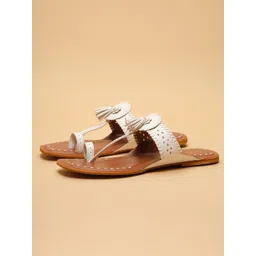 ERIDANI Women Embellished Ethnic One Toe Flats with Tassels-picture-27