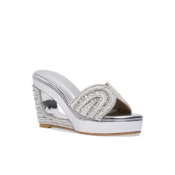 Eridani Women's Qaya Silver Ethnic Wedges-picture-34