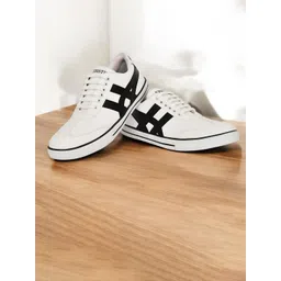 Eristine Men Colourblocked Sneakers-picture-16