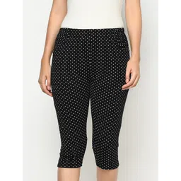 Espresso Women Black & White Printed Pure Cotton Regular Fit Capris-picture-31