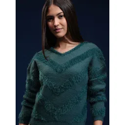 ESPYR By Tokyo Talkies Women Chevron Pullover-picture-11