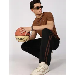 Eszett Men High-Rise Trousers-picture-27