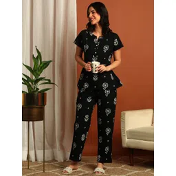 ETC Women Floral Print Pure Cotton Night suit-picture-19
