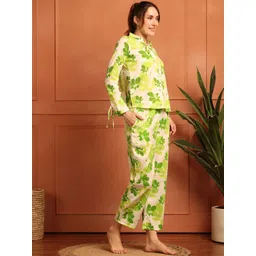 ETC Women Printed Top and Pyjamas Night suit image 2