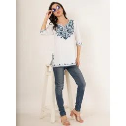 ethic glance Pure Cotton Embroidered Kashmiri Short Kurta image 5