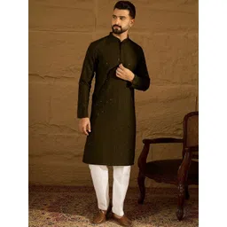 Ethnic Bay Men Embroidered Kurta-picture-15