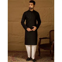 Ethnic Bay Men Embroidered Kurta-picture-38