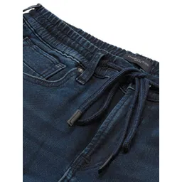 EVERBLUE Men Solid Stretchable Mid-Rise Shorts image 5