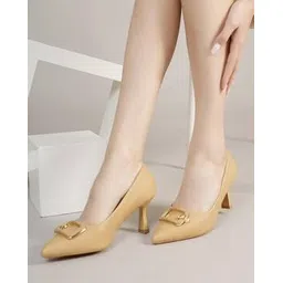 everqupid Women Pointed-Toe Pumps with Metal Accent-picture-18