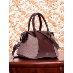 Exotic Swagger Shoulder Bag with Tasselled-picture-21