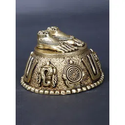 Exotic India Goddess Lakshmi Padam with Vaishnava Symbols Showpiece-picture-28