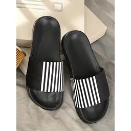 EXTRIMOS Men Black & White Printed Canvas Sliders-picture-16