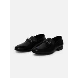 EZOK Men Textured Leather Antibacterial Horsebit Loafers-picture-13