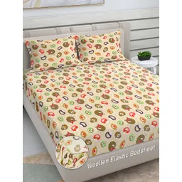 FABINALIV Cream & Red Cartoon Printed Woollen 300 TC King Bedsheet Set-2.25 m x 2.50 m-picture-28