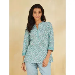 Fabindia Blue Cotton Slim Fit Floral Print Kurtis-picture-37