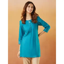 Fabindia Blue Silk Viscose Slim Fit Solid Kurta-picture-31