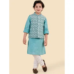 Fabindia Boys Ikat Printed Regular Pure Cotton Kurta with Pyjamas With Nehru jacket-picture-24