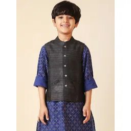 Fabindia Boys Open Front Jacket-picture-40