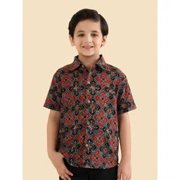 Fabindia Boys Printed Casual Shirt-picture-27