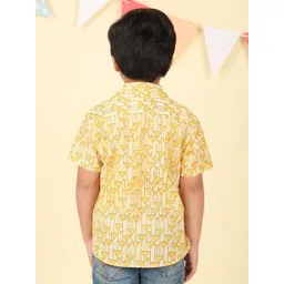 Fabindia Boys Printed Casual Shirt image 5