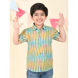 Fabindia Boys Spread Collar Abstract Printed Cotton Casual Shirt-picture-17