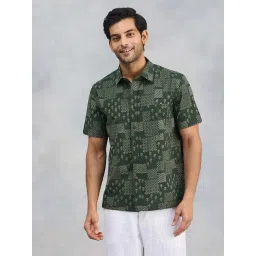 Fabindia Dark Green Straight Fit Printed Shirt-picture-23