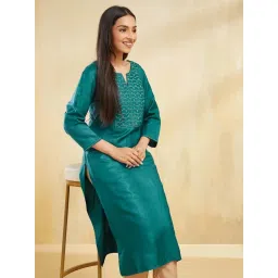 Fabindia Green Slim Fit Embroidered Kurtas image 5