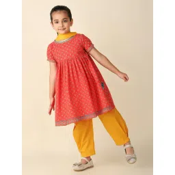 Fabindia Kids Red & Yellow Printed Kurta, Salwar with Dupatta-picture-39