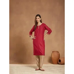 Fabindia Maroon Viscose Silk Embroidered Knee Length Kurta-image-35