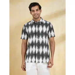 Fabindia White & Grey Cotton Straight Fit Printed Shirt-picture-40