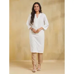 Fabindia White Cotton Regular Fit Embroidered Kurta-picture-27