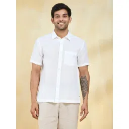 Fabindia White Straight Fit Solid Shirt-picture-21