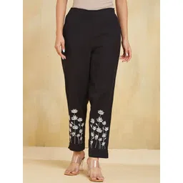 Fabindia Women Ethnic Motifs Embroidered Slim Fit Trousers-picture-19