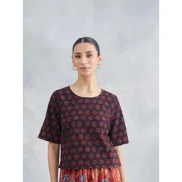 Fabindia Women Floral Print Cotton Crop Top-picture-29