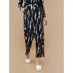 Fame Forever by Lifestyle Black Printed Pants-picture-22