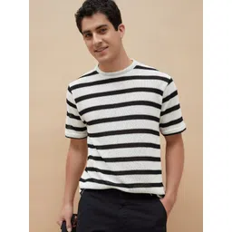 Fame Forever by Lifestyle Men Striped Pockets T-shirt-picture-35