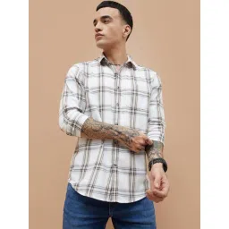 Fame Forever By Lifestyle White Smart Fit Checks Shirt-picture-31