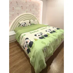 Famyo Green & White 4 Pieces Cartoon Characters Printed Microfiber Double King Bedding Set-picture-19