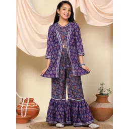 FASHION DREAM Girls Floral Printed Regular Gotta Patti Kurta with Trousers-picture-29