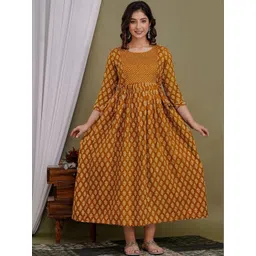 FASHION SWAG Floral Printed Gotta Patti Pure Cotton Maternity Gotta Patti Anarkali Kurti-picture-17