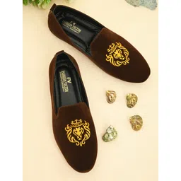 Fashion Victim Men Embellished Lightweight Loafers-picture-37