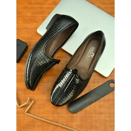 Fashion Victim Men Woven Design Mojaris-picture-25