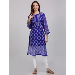 FashionChikan Art Women Ethnic Motifs Embroidered Regular Chikankari Kurta with Trousers-picture-34
