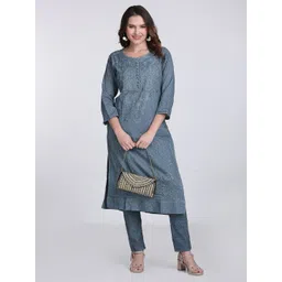 FashionChikan Art Women Ethnic Motifs Embroidered Regular Thread Work Kurta with Trousers-image-16